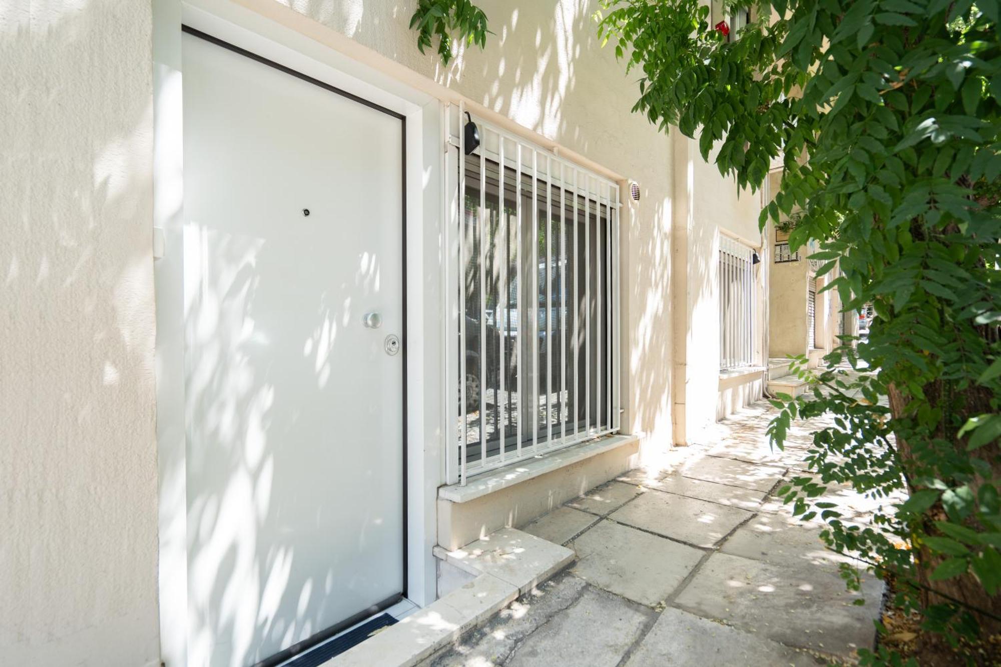 Cute And Convenient Studio In Athens Center Exterior photo
